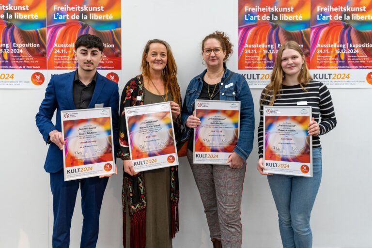 Preisträger von links nach rechts: Dlkhwaz Yousif, Ramona van Stavel, Ruth Becker, Theresa Martin (Bildquelle: Yaël Kolb)